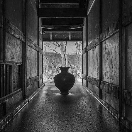 Готель Shiguchi Куття Екстер'єр фото